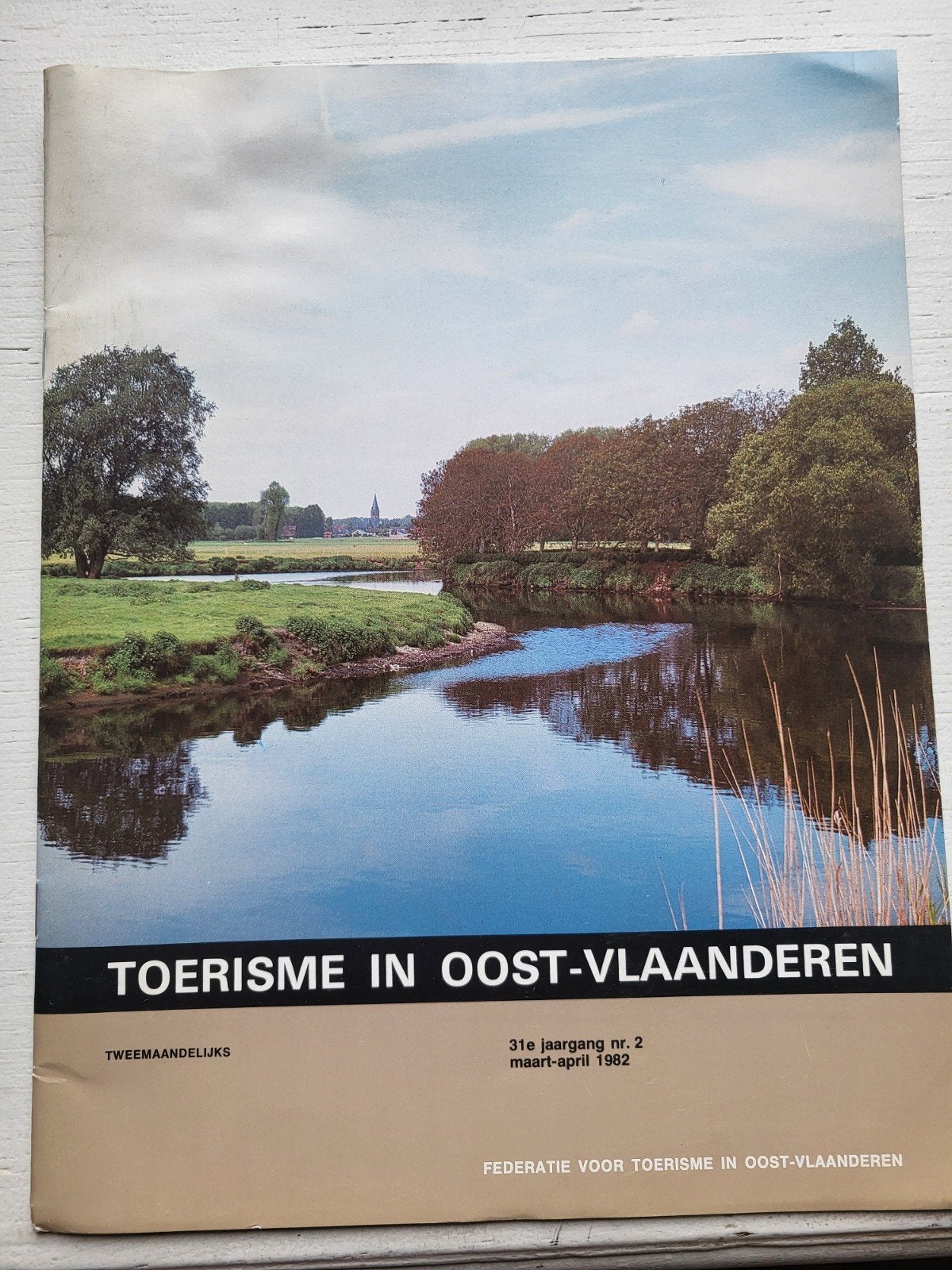 Geschiedenis van Gentse beluiken (artikel in tijdschrift)

V, Boeken, Geschiedenis | Stad en Regio, Ophalen of Verzenden