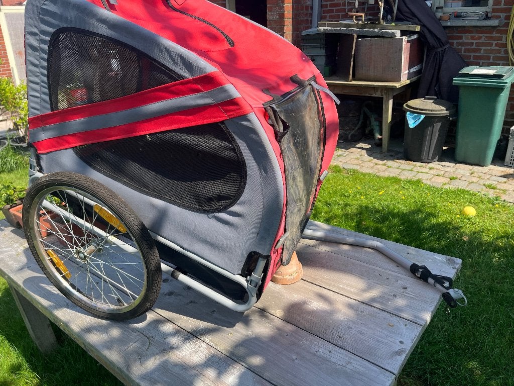 Remorque pour vélo pour chien, Vélos & Vélomoteurs, Accessoires vélo | Remorques, Comme neuf, Remorque pour chien, 40 à 60 kg