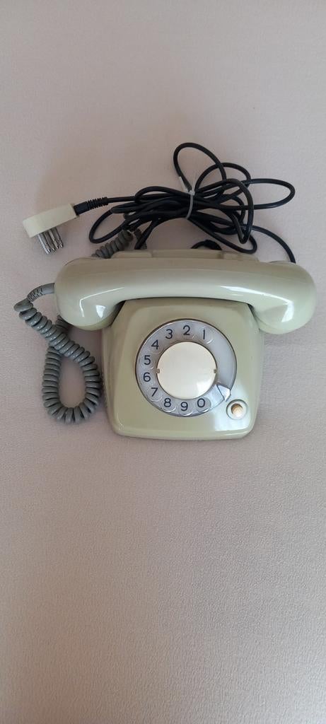 Vintage analoge telefoon met draaischijf!, Telecommunicatie, Vaste telefoons | Niet Draadloos, Ophalen, Met draaischijf