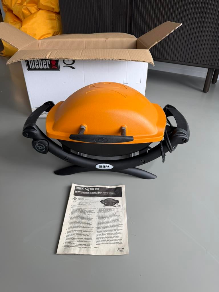 Weber elektrische BBQ grill Q1400, Tuin en Terras, Ophalen, Zo goed als nieuw