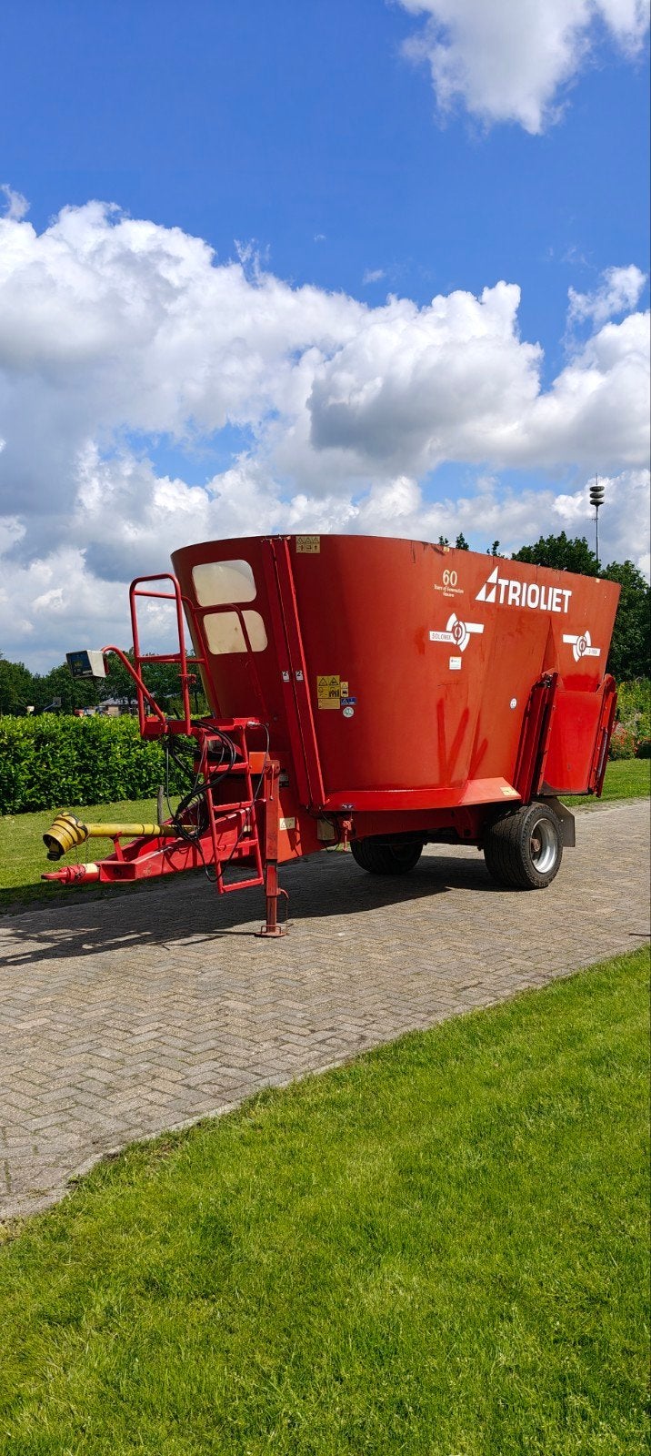 TRIOLIET Solomix 2-1600 zeer goede staat!, Articles professionnels, Agriculture | Outils, Enlèvement, Élevage, Technique d'alimentation
