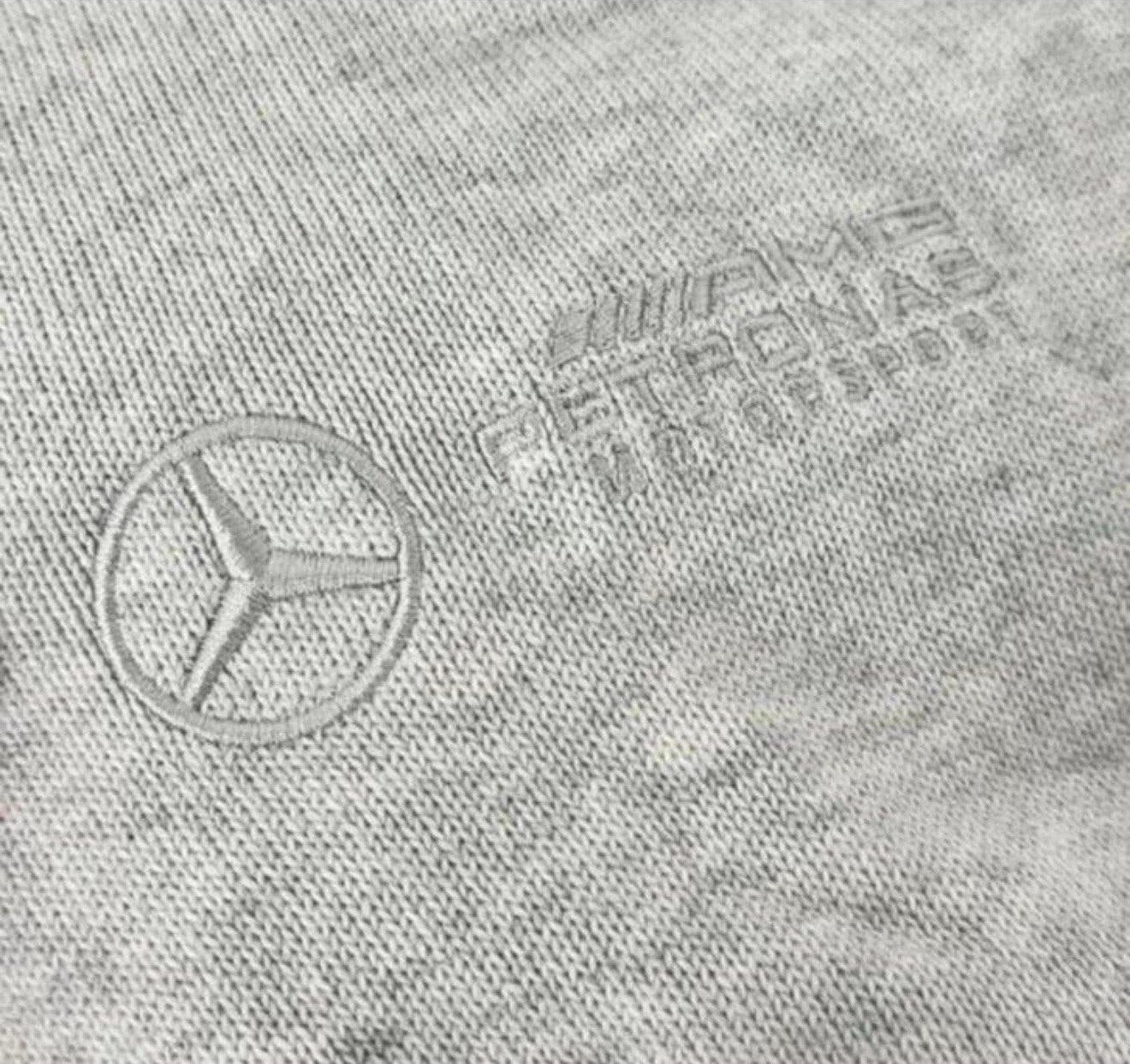 Tommy Hilfiger - Mercedes AMG Petronas Trui + 2 shorts broek, Ophalen of Verzenden, Nieuw, Maat 48/50 (M)