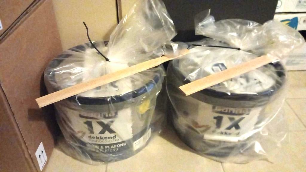 2x 10 liter gebroken wit verf, Ophalen, Nieuw, Wit, Verf