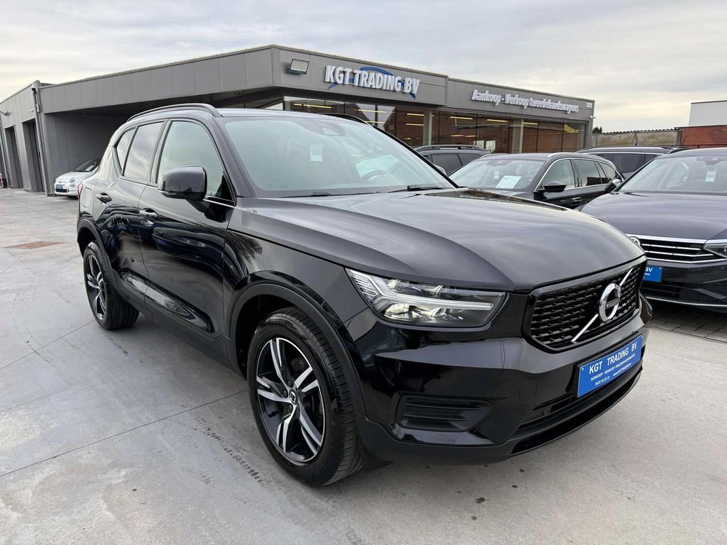 Volvo XC40 1.5 T2 R-DESIGN NAVIGATIE LEDER FULL LED CARPLAY, Gebruikt, Zwart, Leder, 5 deurs