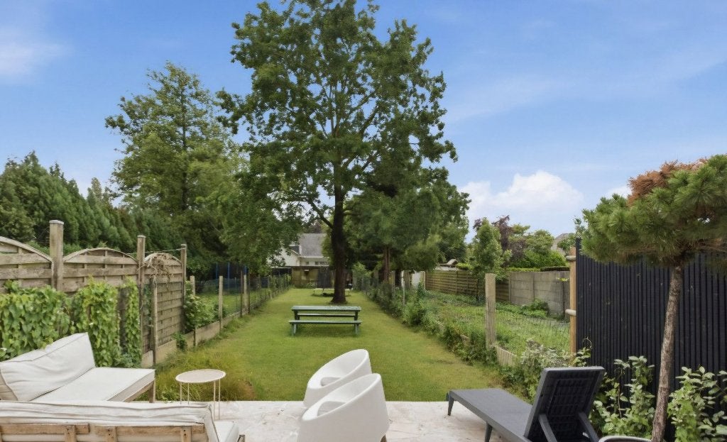 Mooie gerenoveerde woning (198m²) met rustige tuin, Immo, Maison 2 façades, Province de Flandre-Occidentale, Roeselare, 200 à 500 m²