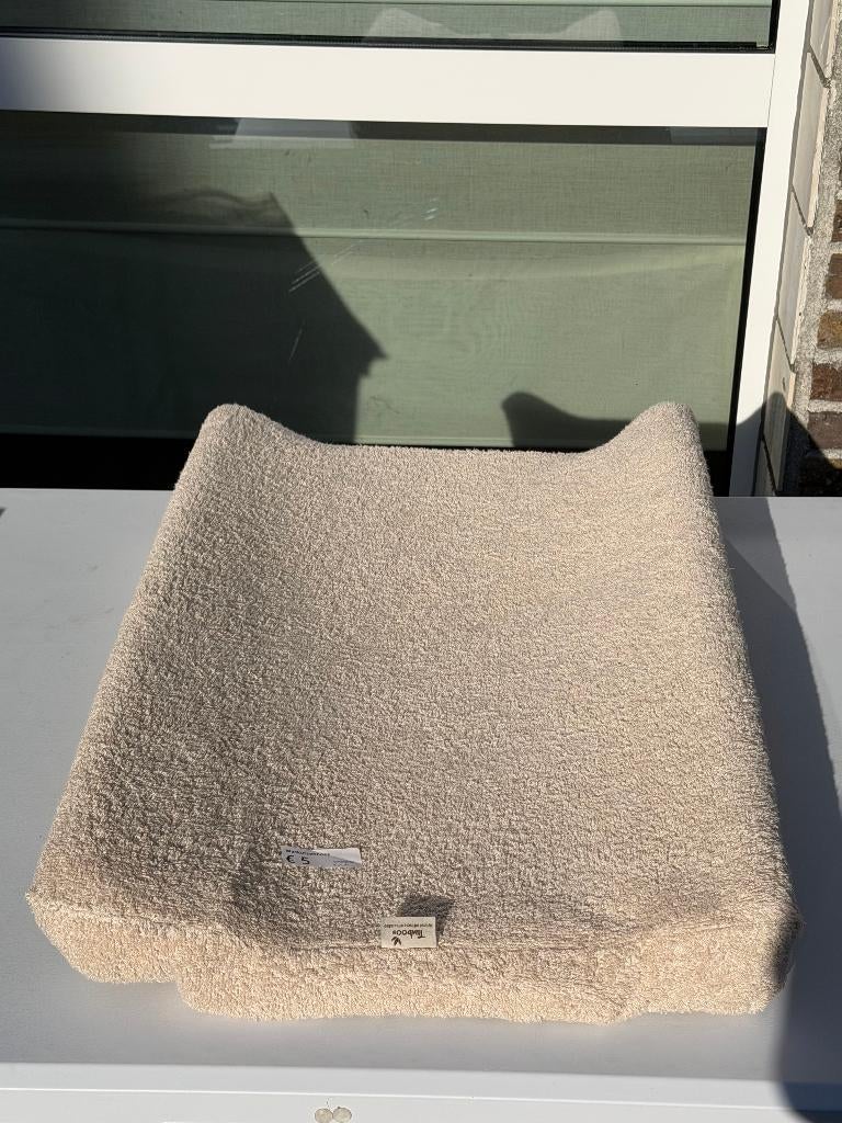2 housses en tissu éponge pour matelas à langer, Enlèvement ou Envoi, Comme neuf, Coussin à langer, Standard