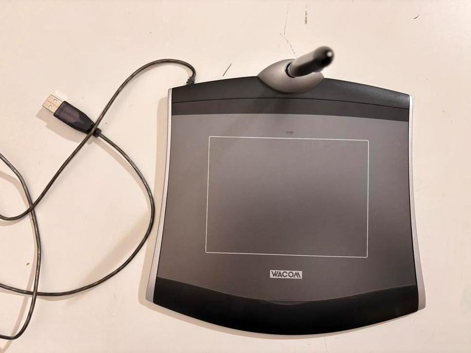 Wacom tekentablet inclusief pen – USB – goede staat, Computers en Software, Ophalen, Zo goed als nieuw, Bedraad