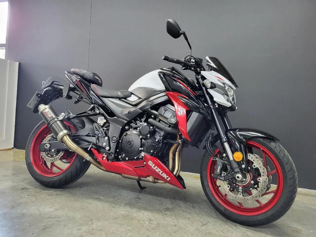 Suzuki GSX-S 750 (bj 2020), Motoren, 750 cc, Bedrijf, Meer dan 35 kW, Overig