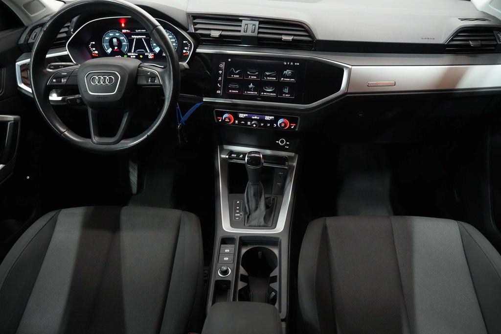 Audi Q3 PHEV 45 TFSIe Plug in Hybride CarPlay Garantie, Auto's, Audi, Automaat, 149 pk, Gebruikt, 4 cilinders