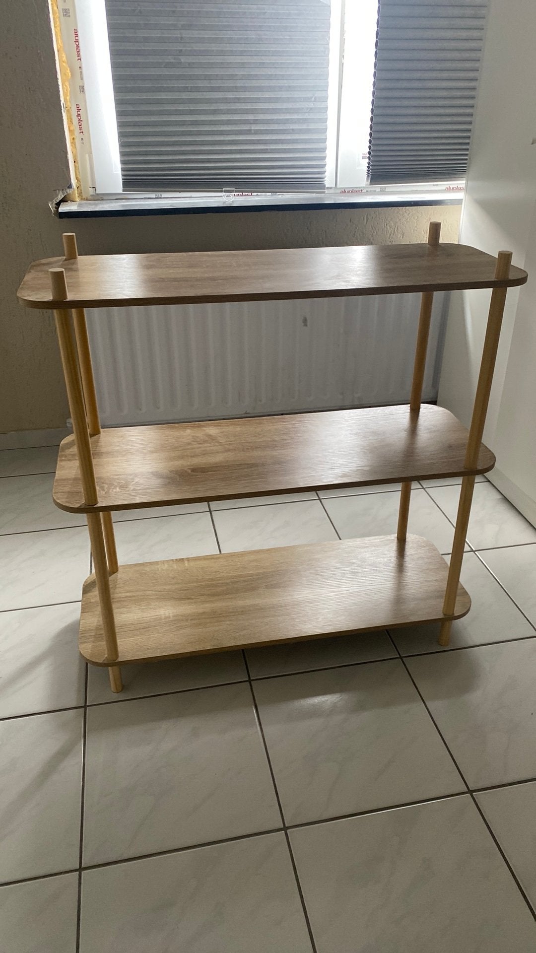 Action sidetable, Huis en Inrichting, Tafels | Sidetables, Ophalen, Zo goed als nieuw