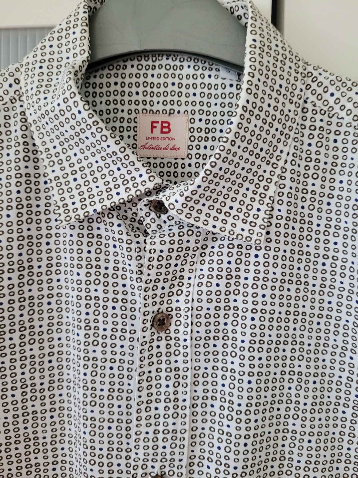 Chemise homme et chaussure pointure 43, Enlèvement ou Envoi, Comme neuf, Bleu