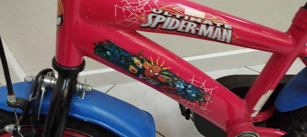 Petit vélo spiderman, Enlèvement, Utilisé, Frein à rétropédalage, Stabilisateurs