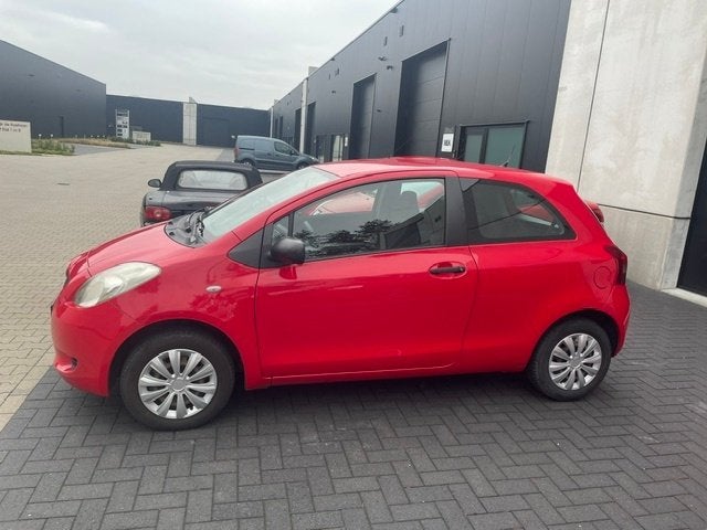 Toyota Yaris 1.0I VVTI, Manueel,Goede staat,Keuring+Garantie, Autos, Toyota, Rouge, Achat, 998 cm³, Entreprise