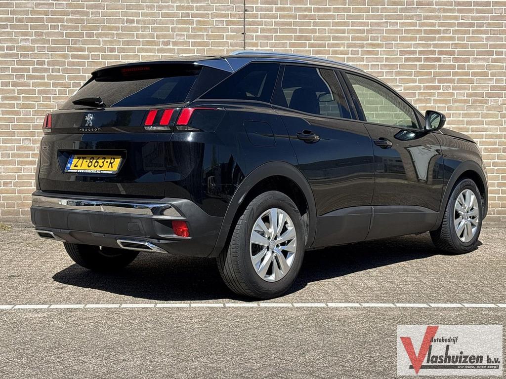 Peugeot 3008 1.2 PureTech Allure, Auto's, Peugeot, Automaat, 118 g/km, Zwart, SUV of Terreinwagen