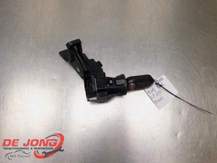 Serrure de contact + clé d'un Fiat 500L, Autos : Pièces & Accessoires, Autres pièces automobiles, Utilisé, 3 mois de garantie
