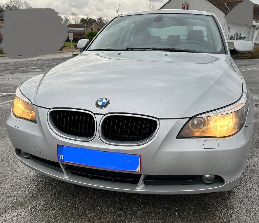 BMW 520 i (E60), Auto's, BMW, Particulier, 5 Reeks, ABS, Benzine, Euro 4, Berline, 4 deurs, Handgeschakeld, Zilver of Grijs, Grijs