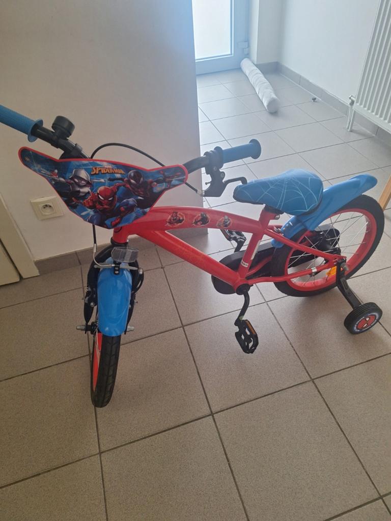 Kinderfiets spiderman 16", Fietsen en Brommers, Ophalen