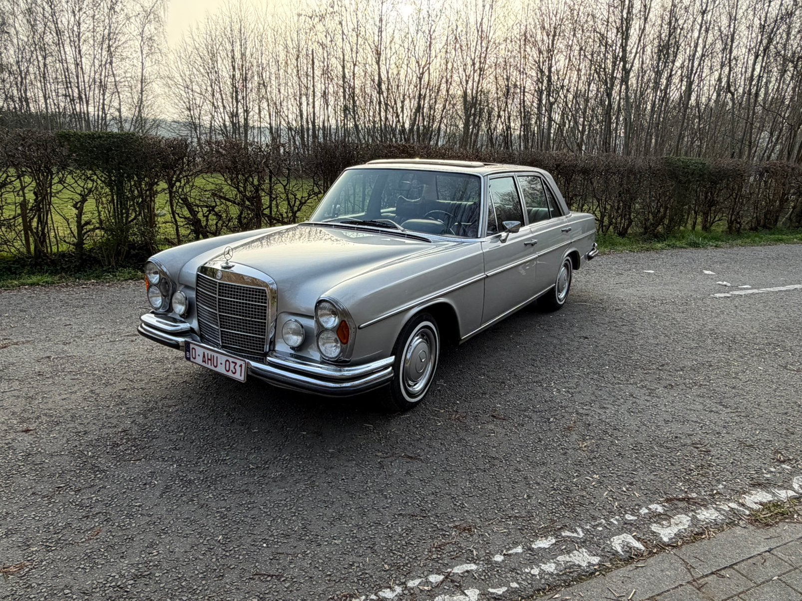 Mercedes Se280 3.5 V8 AUTOMATIQUE, Autos, Cuir, Argent ou Gris, Achat, Entreprise