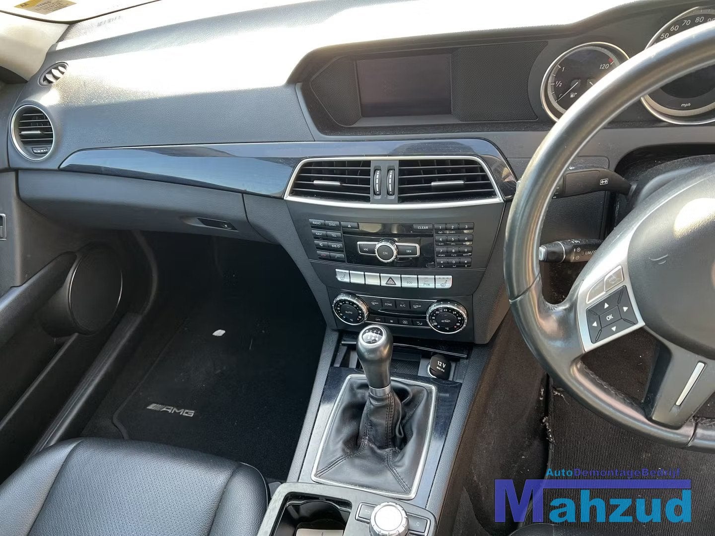 W204 dashboard schakelaar kachel selectie hendel radio scher, Mercedes-Benz AG, Mercedes-Benz, Utilisé, Mercedesstrasse 120
70372  Stuttgart, DE