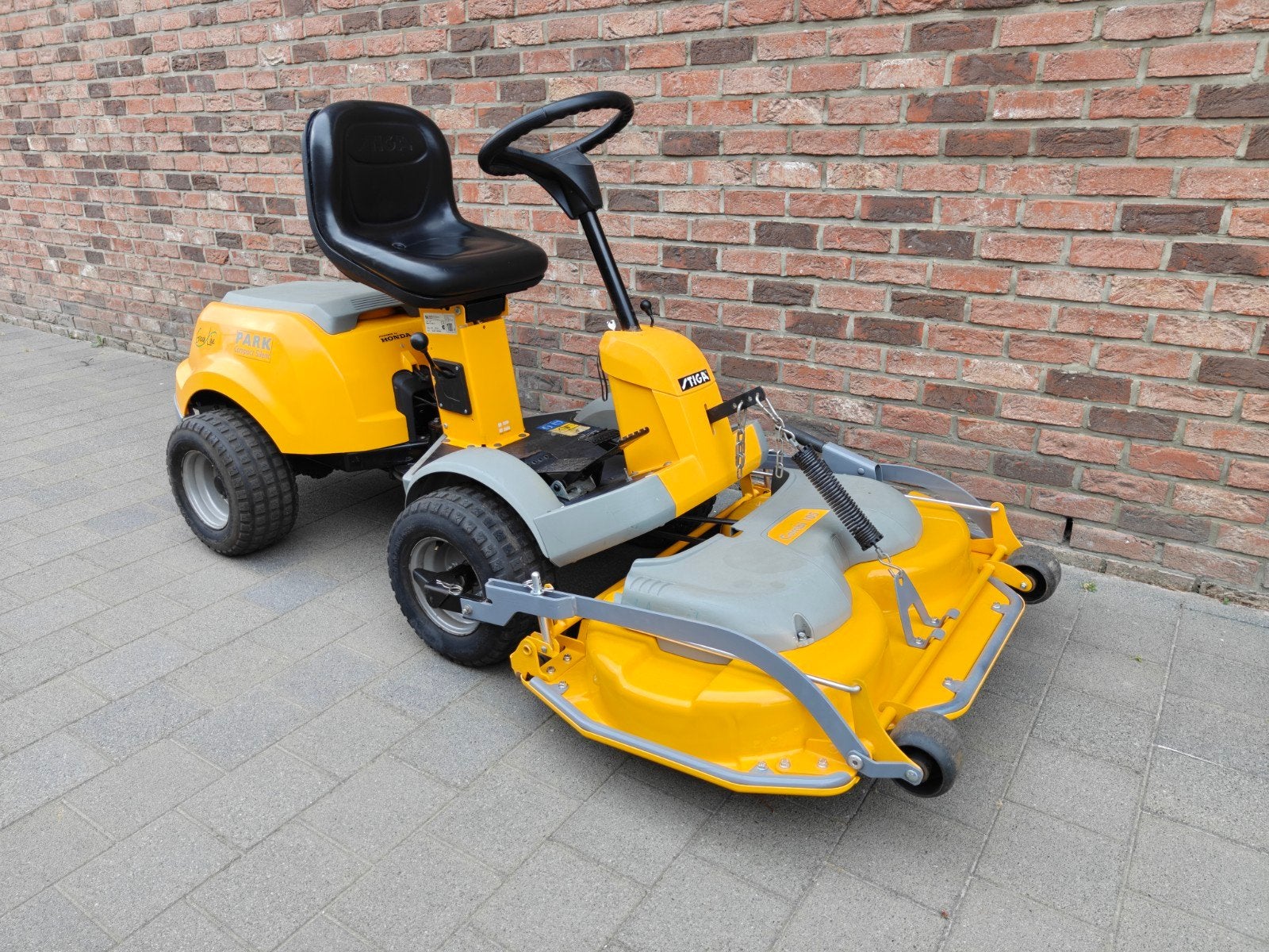 tondeuse autoportée Stiga Park, nouveau carter moteur Honda, Jardin & Terrasse, Stiga, Comme neuf, Enlèvement, 90 à 120 cm