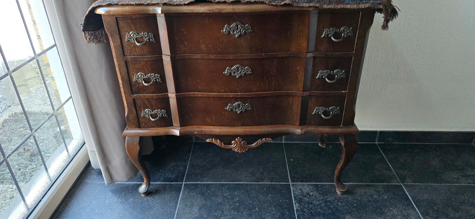 commode/commode ancienne avec détails élégants, Enlèvement