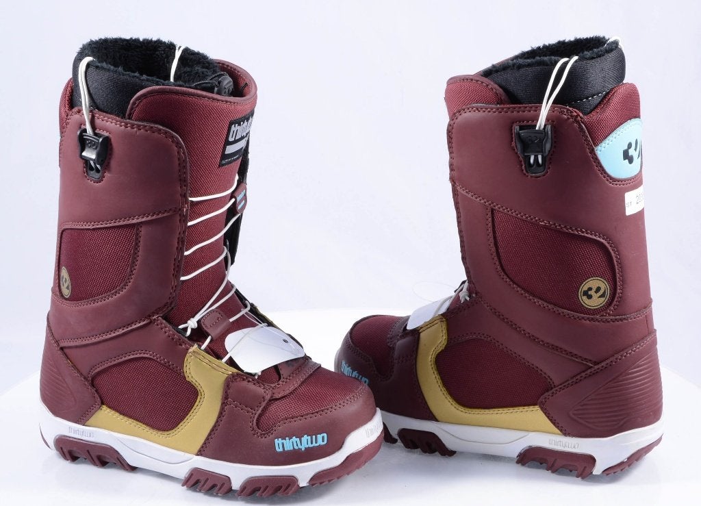 Bottes de snowboard 38 EU pour femmes THIRTYTWO WOMEN'S PRIO, Sports & Fitness, Envoi, Neuf, Chaussures