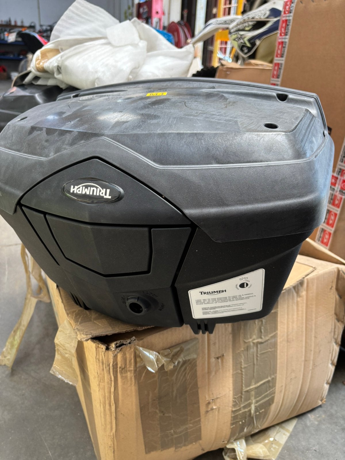 Valise latérale Triumph d’origine, Enlèvement ou Envoi, Comme neuf