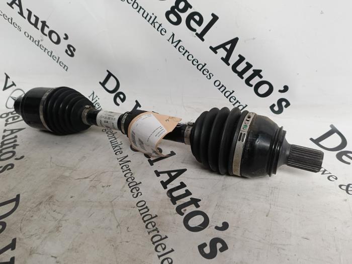 Arbre de transmission avant gauche d'un Mercedes EQA, 3 mois de garantie, Utilisé, -, -