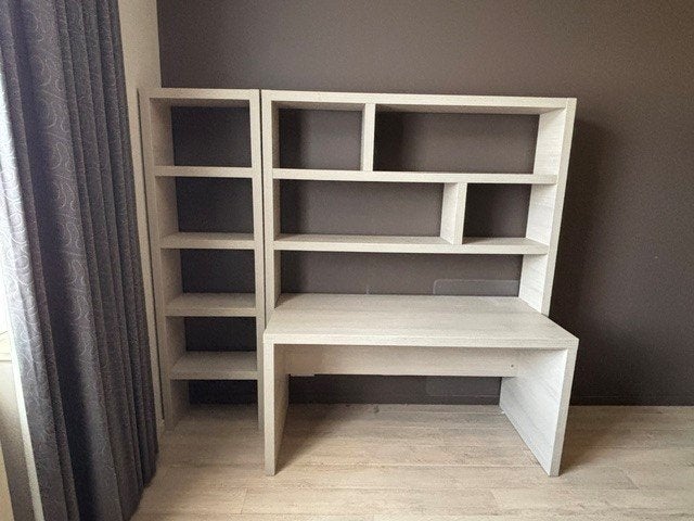 Bureau + wandkast in perfecte staat, Huis en Inrichting, Kasten | Boekenkasten, Ophalen, Met plank(en), 150 tot 200 cm, Nieuw