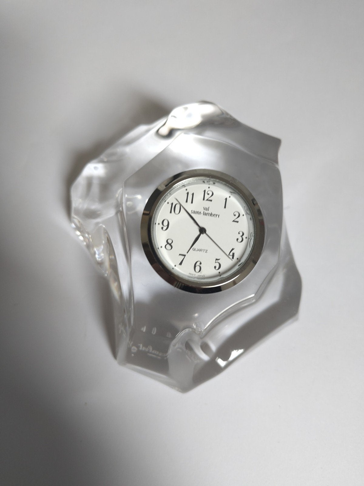 Roche cristal l horloge Val Saint Lambert, Enlèvement ou Envoi, Moderne, Fonctionne sur piles, Autres couleurs