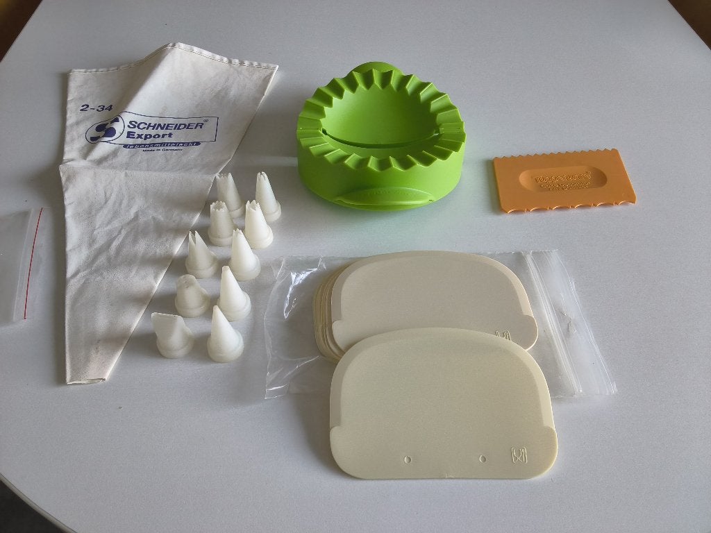 Moule chausson/Corne décor TUPPERWARE/poche + douilles, Ophalen of Verzenden, Zo goed als nieuw, Oranje