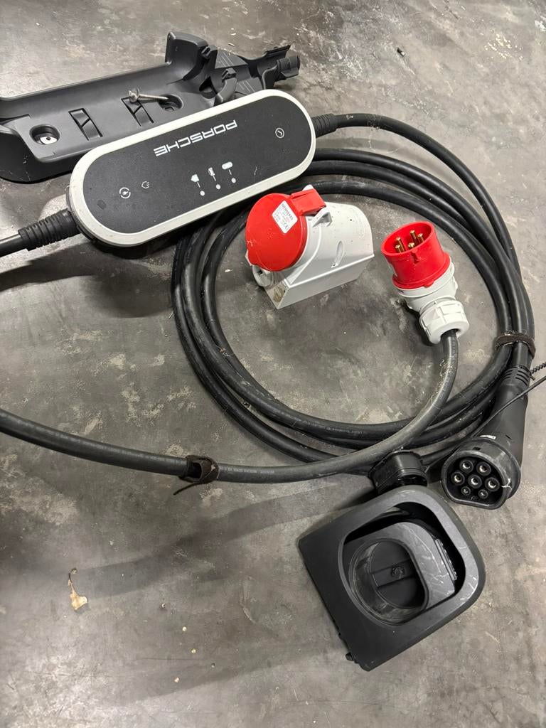 Porsche Mobile Charger Plus, Ophalen, Gebruikt