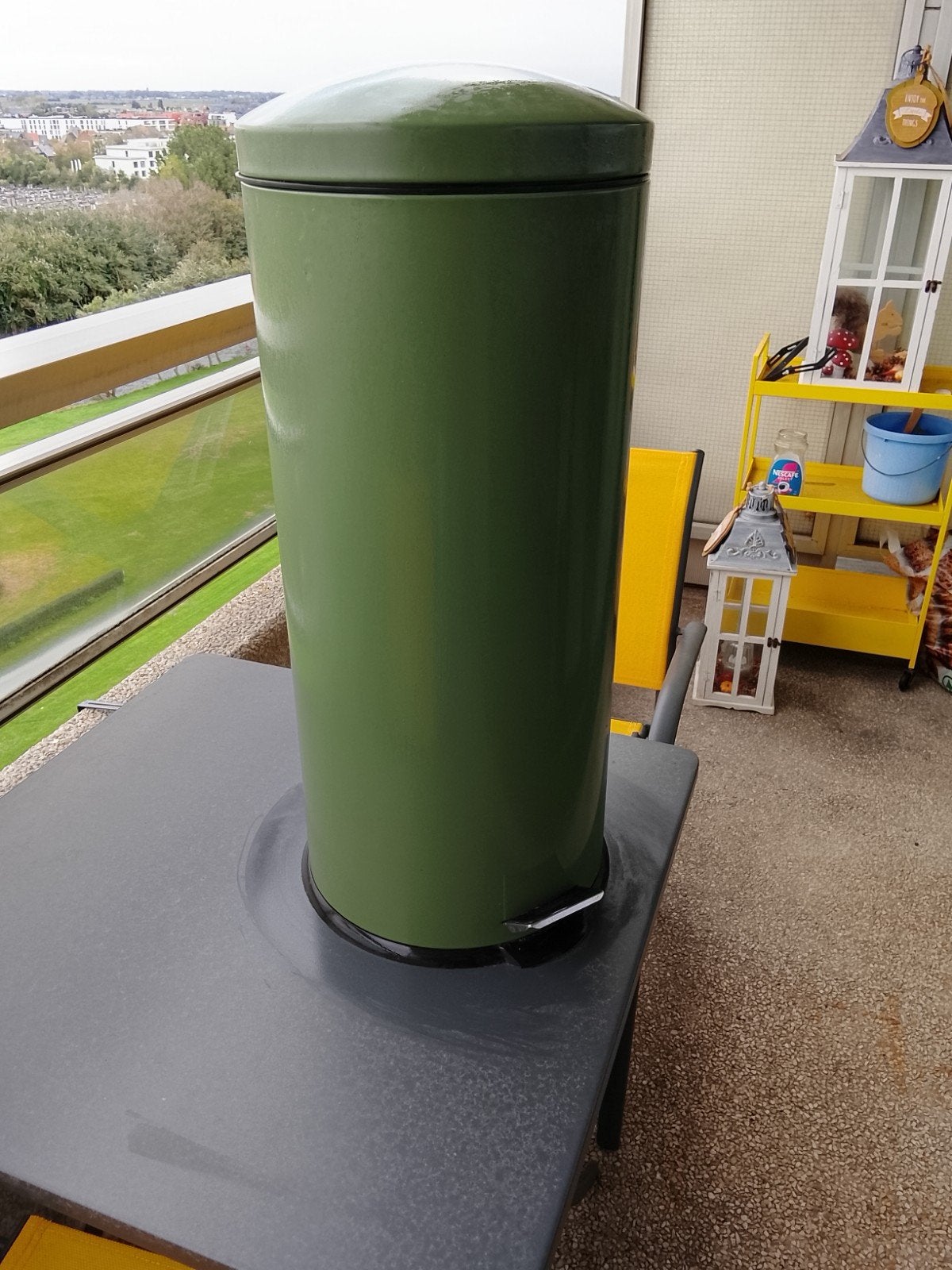 poubelle à pédale verte en métal neuve, Maison & Meubles, Neuf, À pédale, 40 litres ou plus, Enlèvement