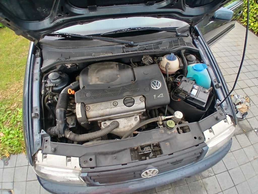 VW Polo 1999 (102k km!) 1.4 ess. Climat./vitres électriques, Autos, Volkswagen, Particulier, Polo, Air conditionné, Vitres électriques
