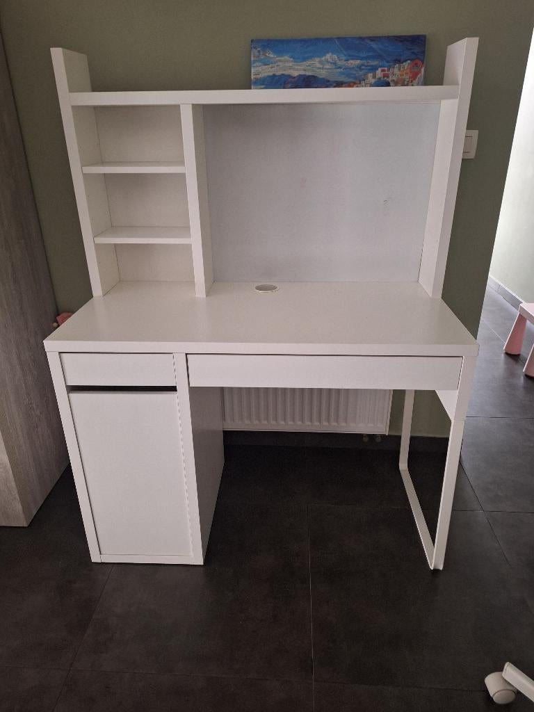 Bureau wit, Ikea Micke met magneetbord/whiteboard, Huis en Inrichting, Bureaus, Ophalen, Opzetstuk, Zo goed als nieuw, IKEA