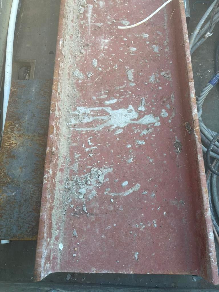 Poutrelle 2m60 longueur 27hauteur14largeur, Bricolage & Construction, Enlèvement, Comme neuf, Fer