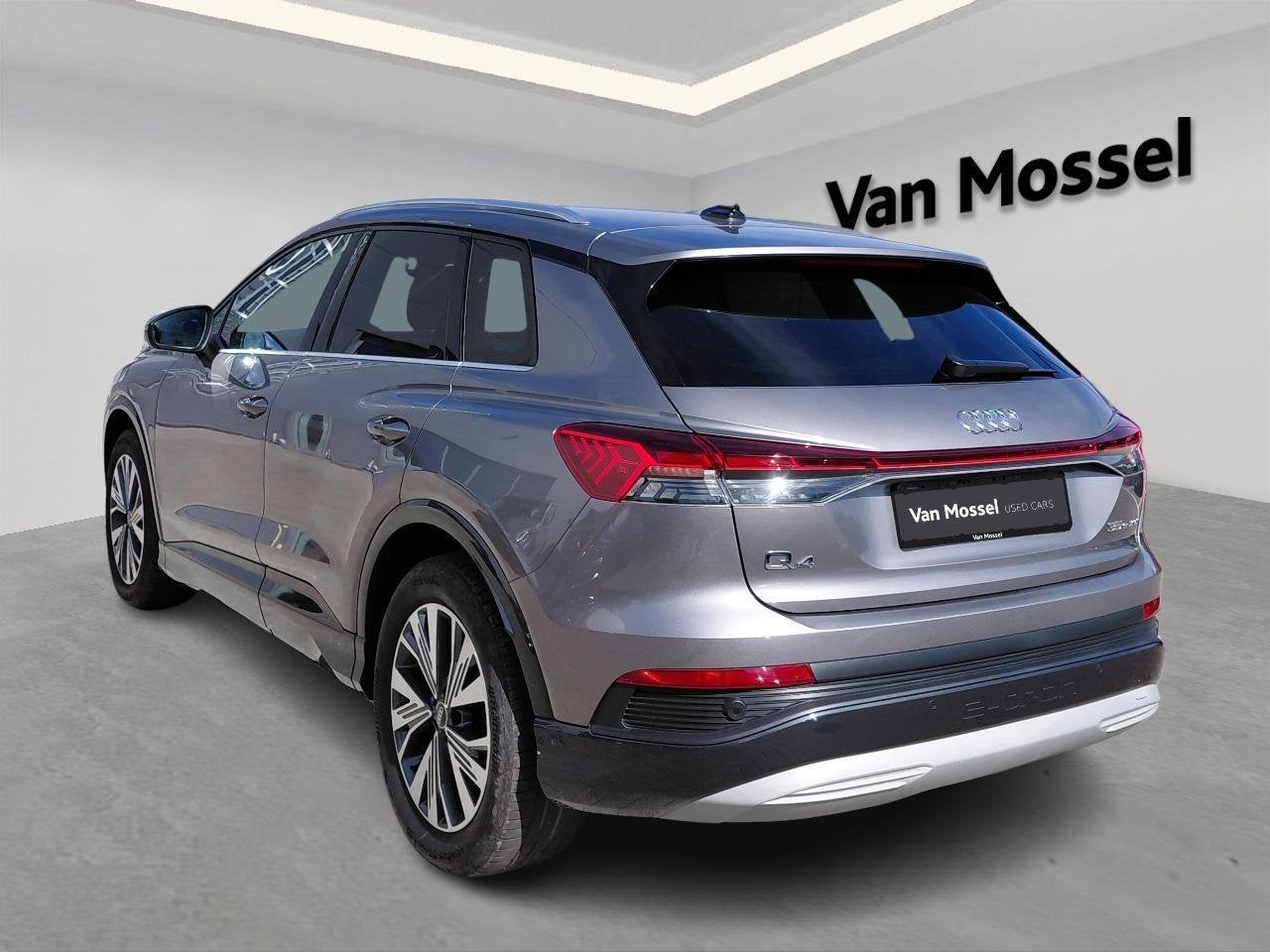 Audi Q4 e-tron 35 Attraction (automatique), Autos, Argent ou Gris, Achat, Entreprise, Entretenue par le concessionnaire