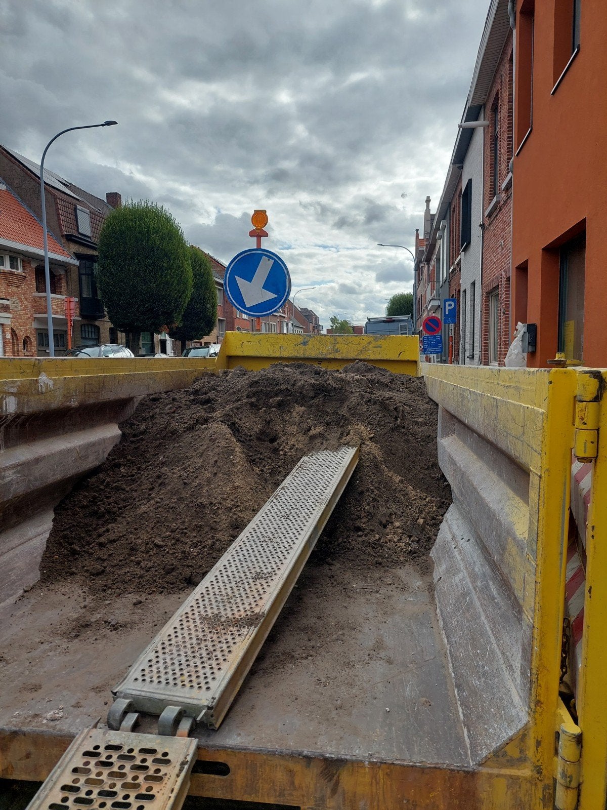 GRATIS aanvulgrond, Enlèvement