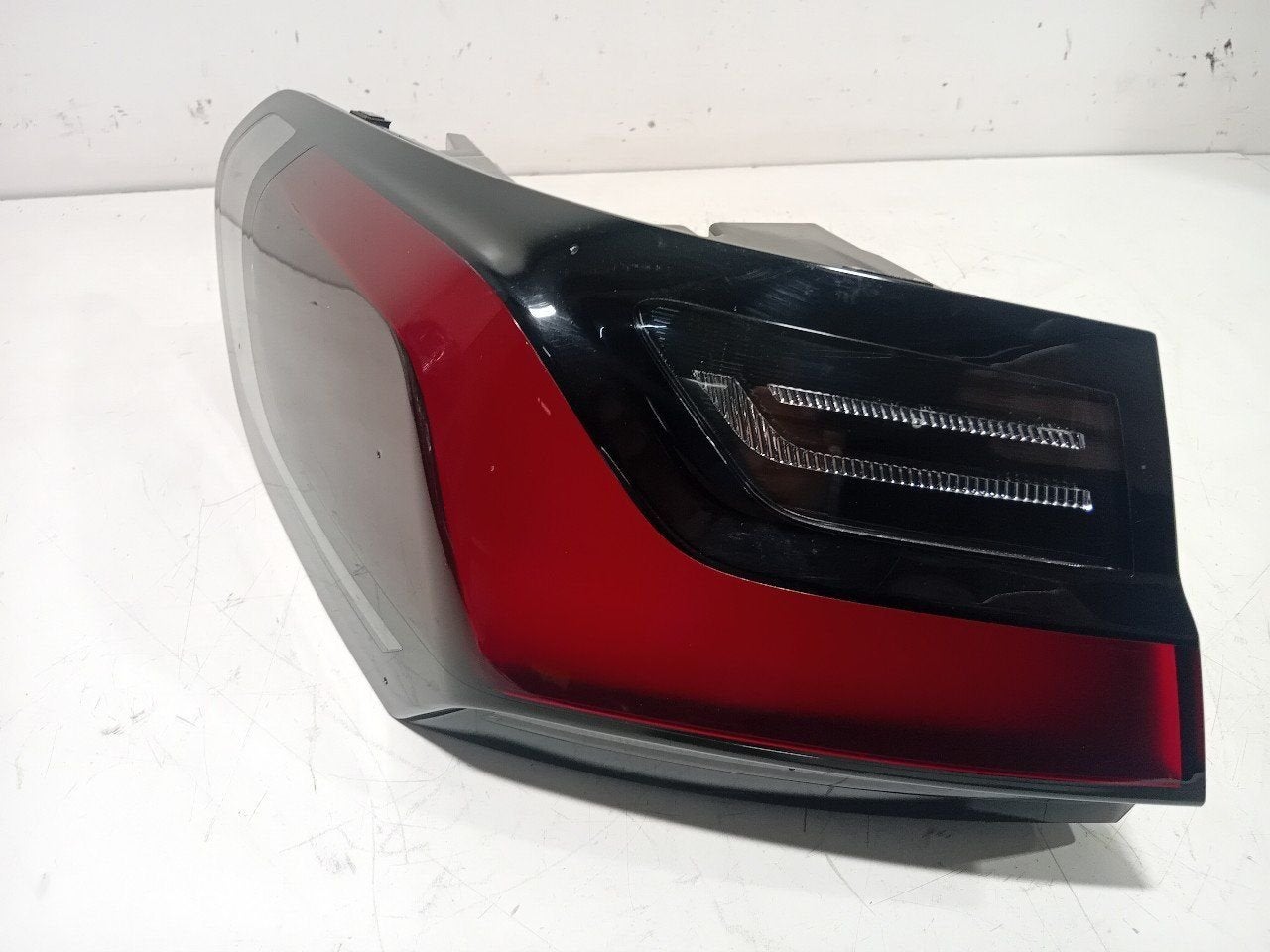 Achterlicht links buiten BMW 2 serie, Onderdelen@venauto.nl, Van der Ven Autorecycling B.V., Gebruikt, Ettenseweg 76, 4706 PB Roosendaal, The Netherlands