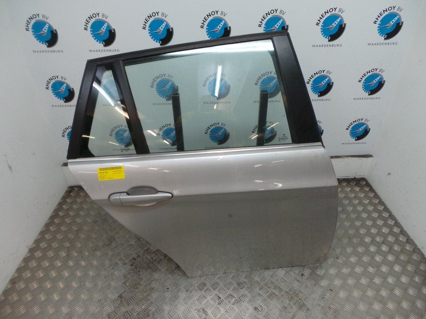 BMW 3 SERIES E91 325I  PORTIER RA  2006, Autos : Pièces & Accessoires, Enlèvement ou Envoi, Utilisé, ARN reconnu