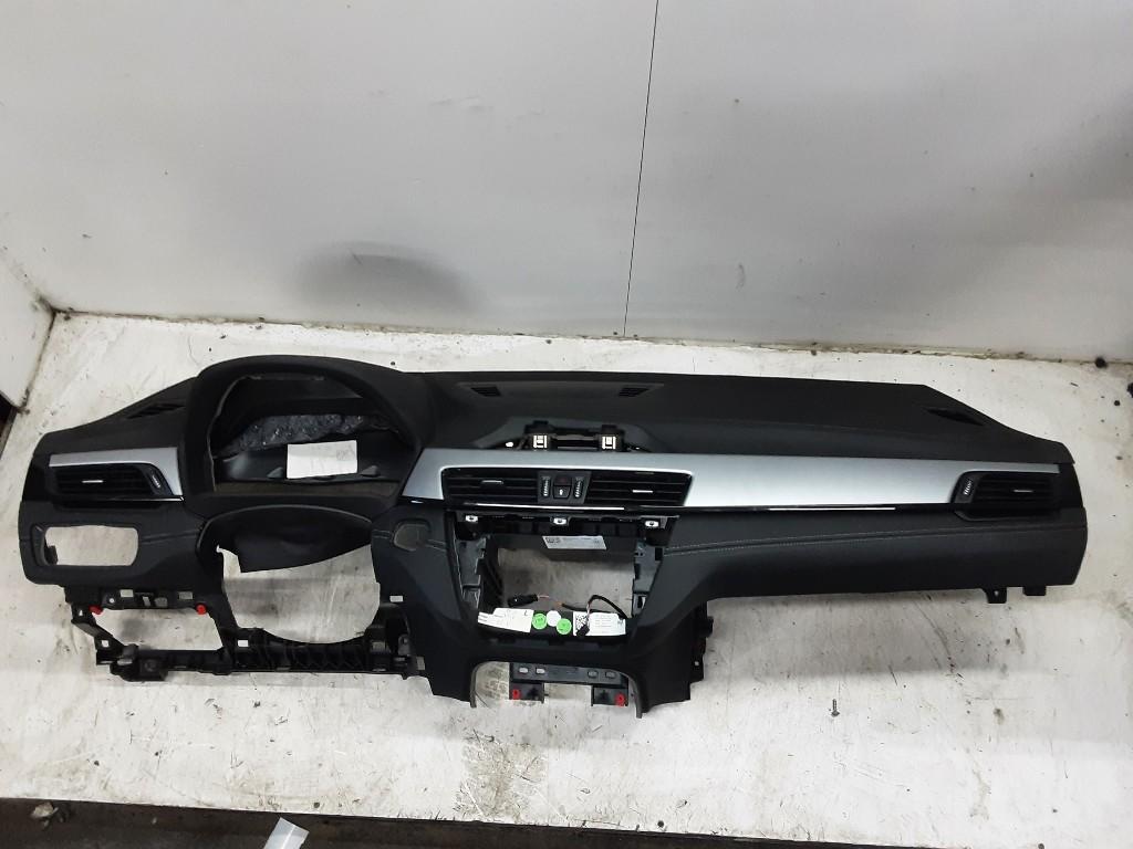 TABLEAU DE BORD BMW X2 (F39) (01-2017/10-2023), Mevr. I. Hauben, Utilisé, BMW, Rue de l'Espoir 34 34
4030  GRIVEGNÉE, BE