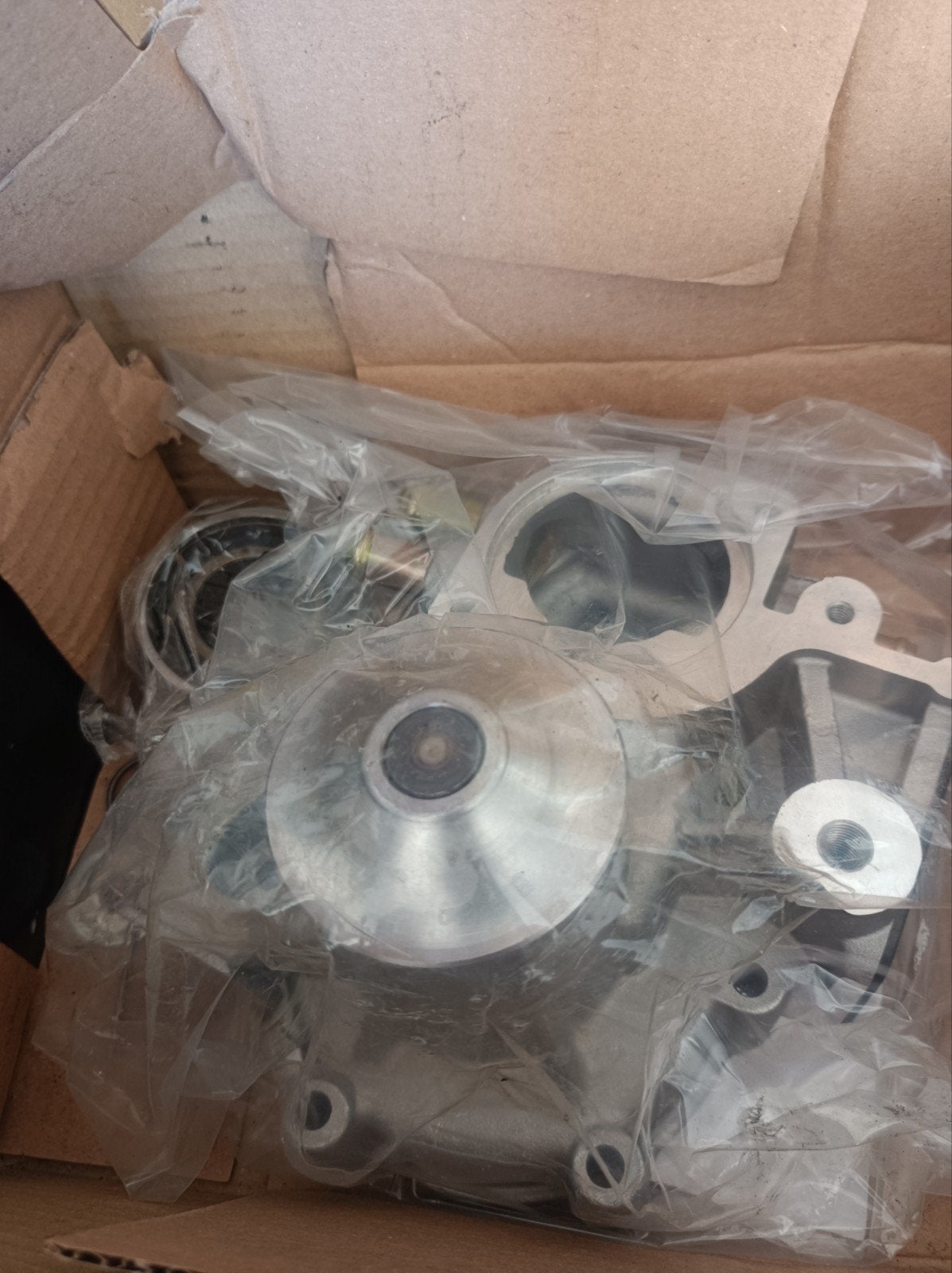 Nieuwe waterpomp Subaru Impreza WRX GD van 2004, Autos : Pièces & Accessoires, Transmission & Accessoires, Subaru, Neuf, Enlèvement