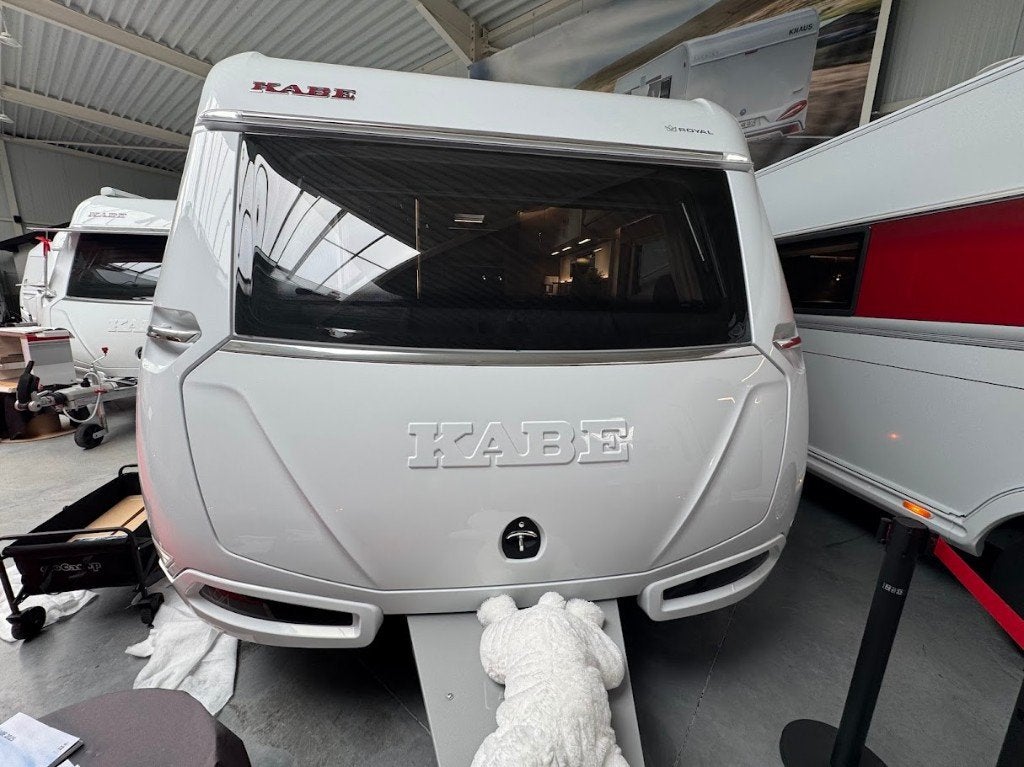 Kabe Royal 560 XL KS mover,luifel, Caravans en Kamperen, Rondzit, Vast bed, 7 tot 8 meter, Bedrijf