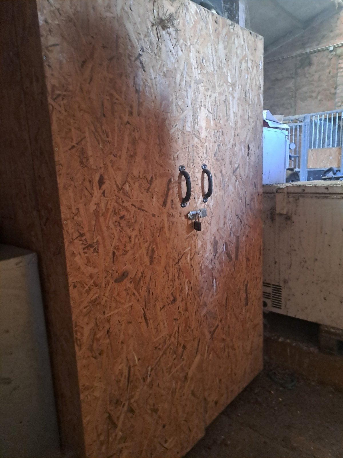 Zadelkast 120x70x200, Ophalen, Gebruikt