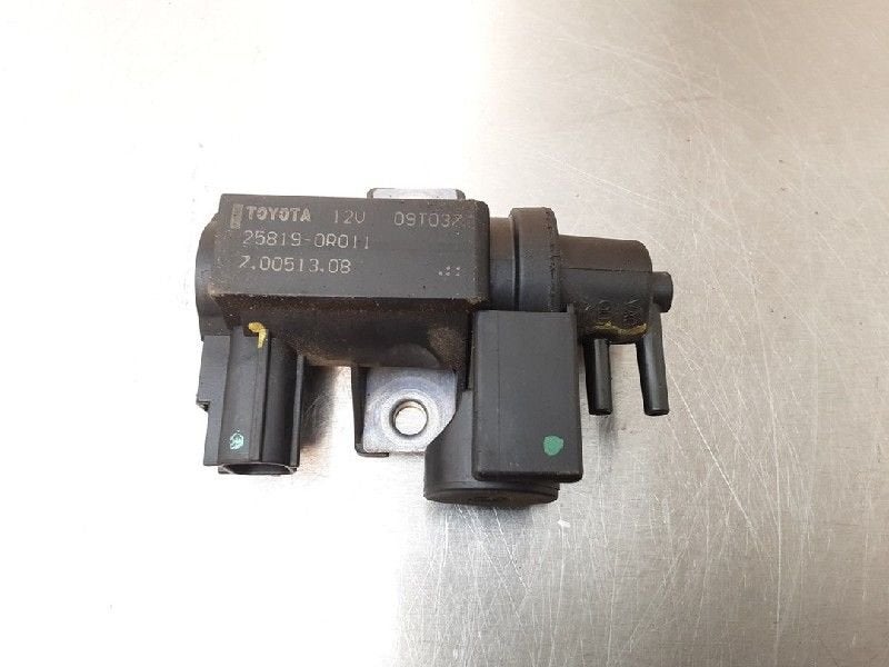 VACUUM VALVE Toyota Verso (|258190R011|70051308|09T037|), Utilisé, Toyota