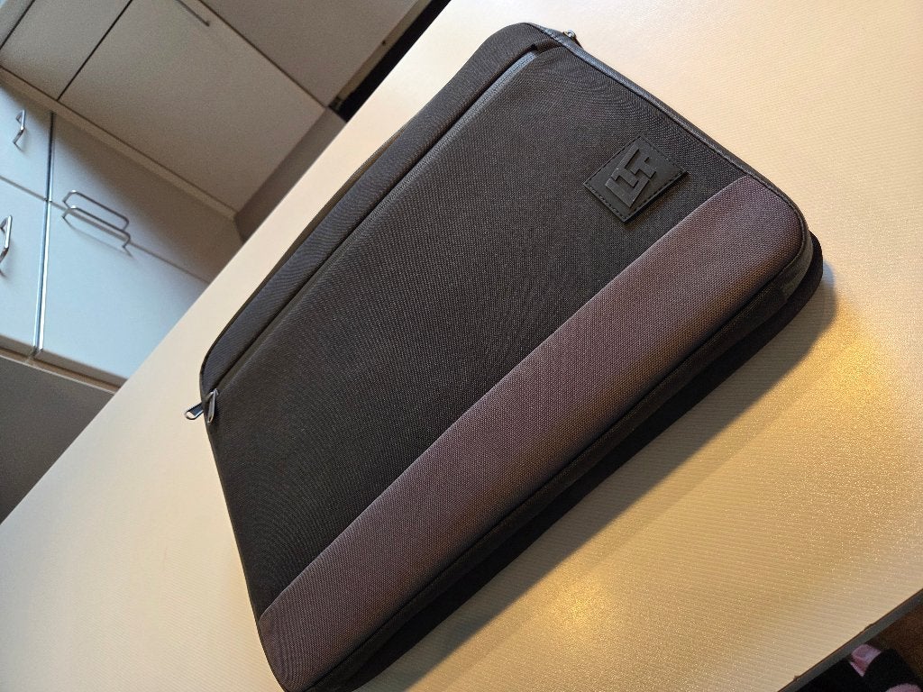 Laptoptas 15" en 16" - Nieuw, Ophalen, Nieuw, Gevoerd laptopvak, Laptophoes