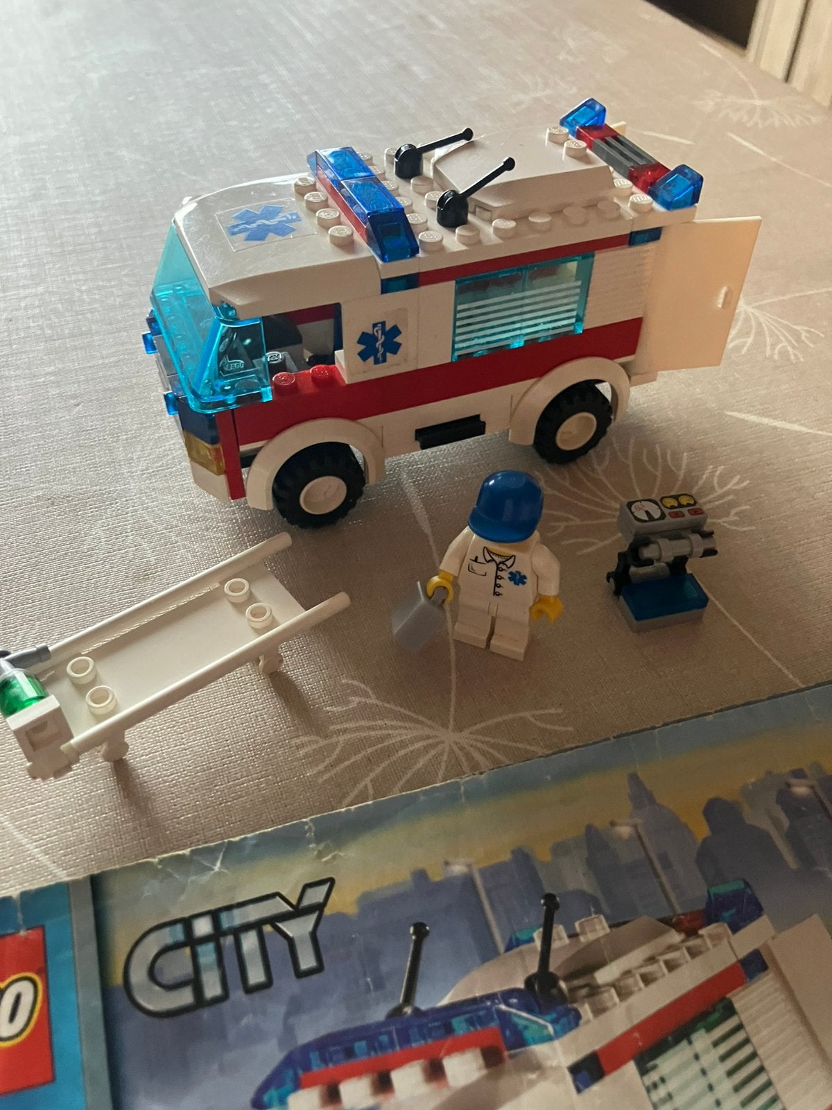 Lego city 7890 ziekenwagen, Ophalen, Gebruikt, Lego, City