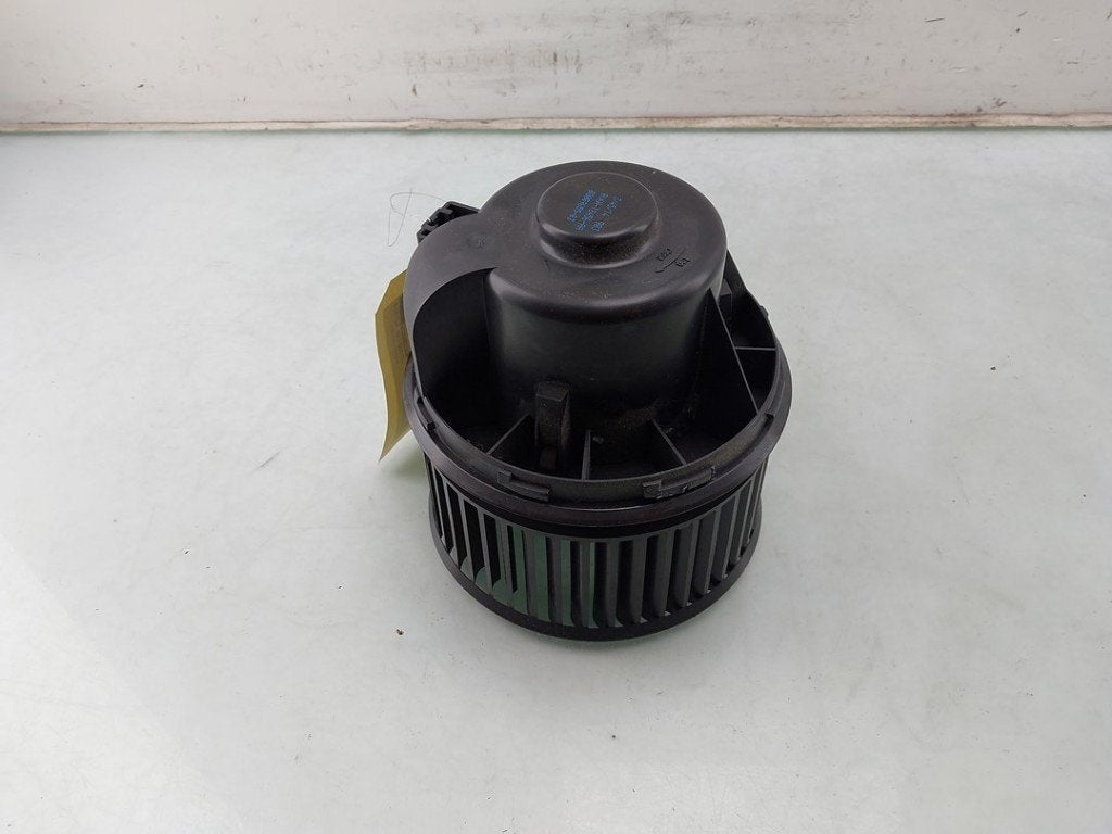 VENTILATEUR RADIATEUR MOTEUR Ford Focus 3 (01-2010/01-2020), Autos : Pièces & Accessoires, Henry-Ford-Straße  1
50735  Köln, DE