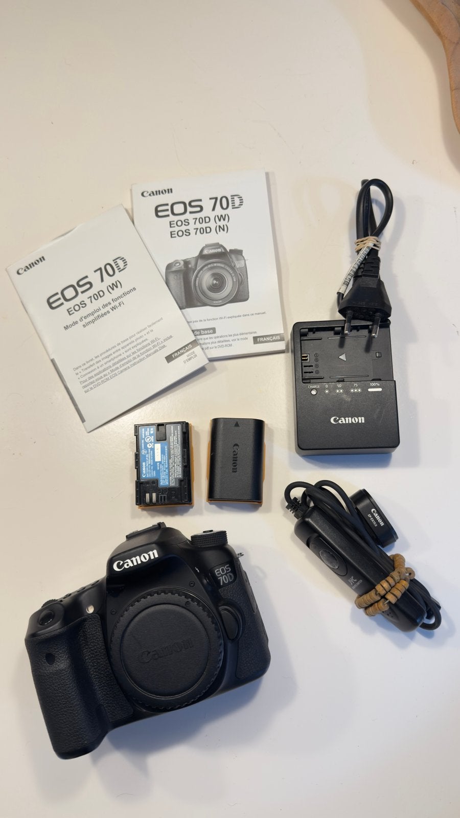 Canon Eos 70d body + accessoires, TV, Hi-fi & Vidéo, Appareils photo numériques, Batterie, Canon, Comme neuf, Enlèvement