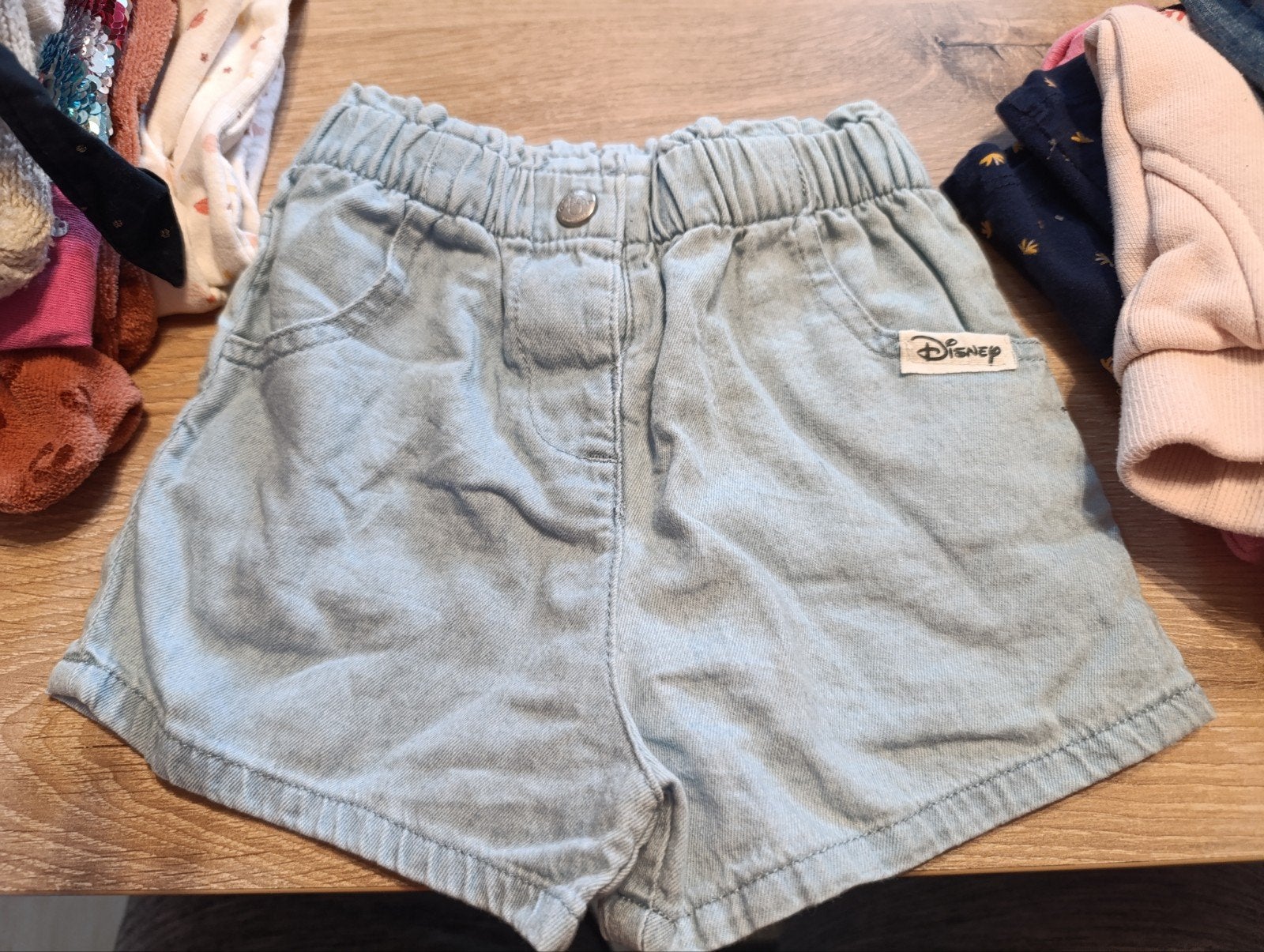 a vendre short Disney  taille 6m, Enlèvement